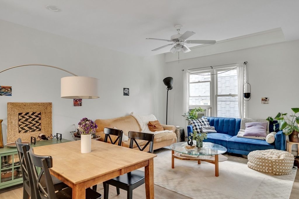 Dining room, Interior, Living room, Wood Texture Flooring