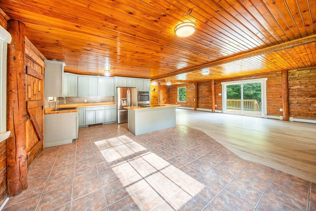 Empty room, Interior, Kitchen, Wooden Ceilings, Wood Texture Flooring, Wooden Walls