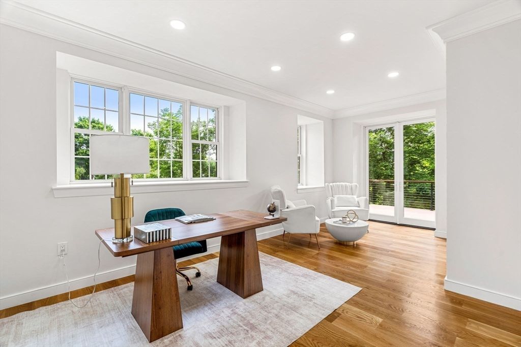 Home Office, Interior, Recessed Lighting, Wood Texture Flooring