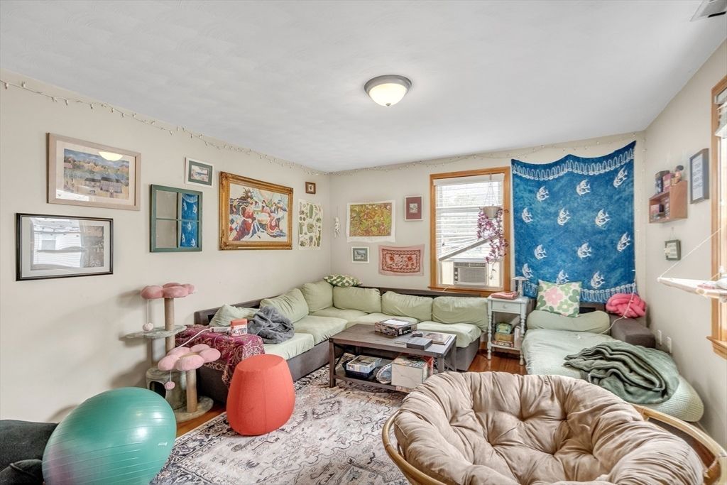 Interior, Living room