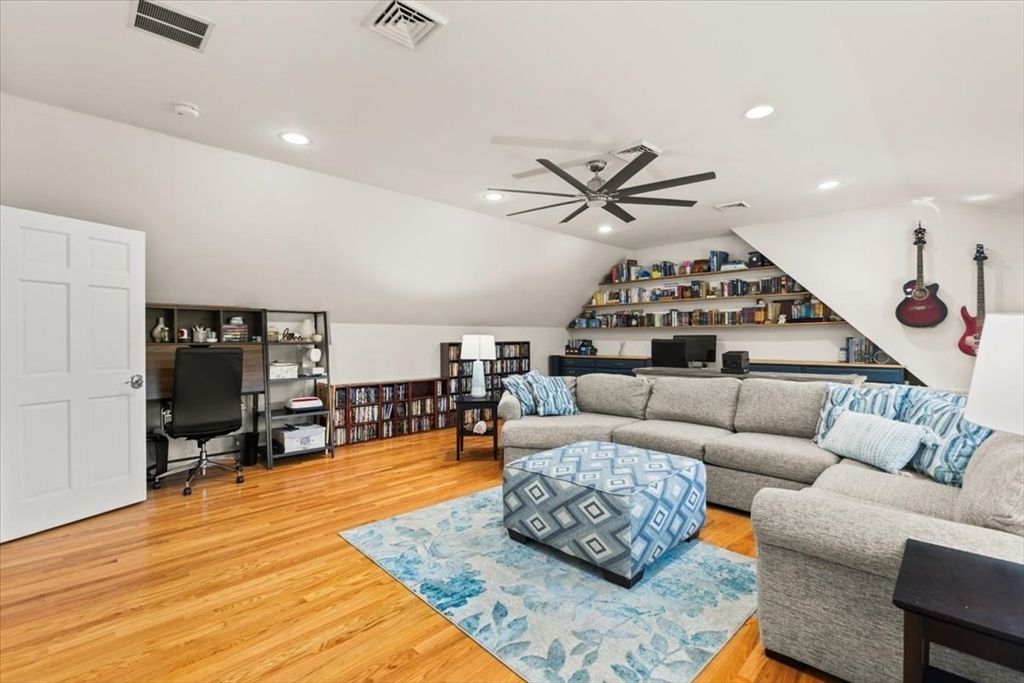 Home Office, Interior, Living room, Recessed Lighting, Wood Texture Flooring