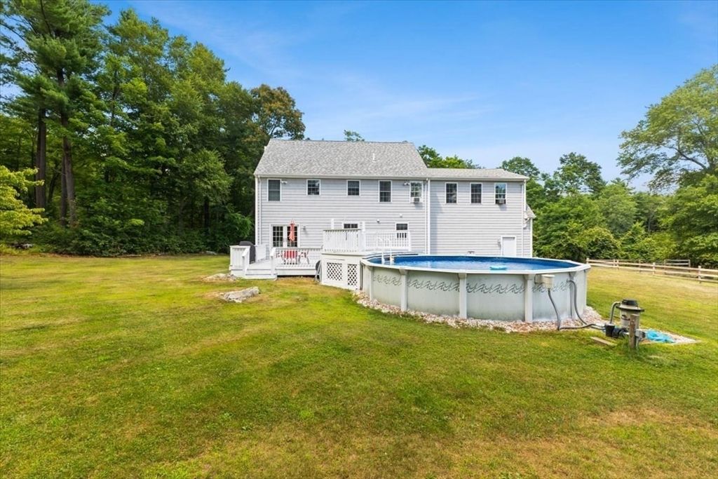Backyard, Exterior, Pool