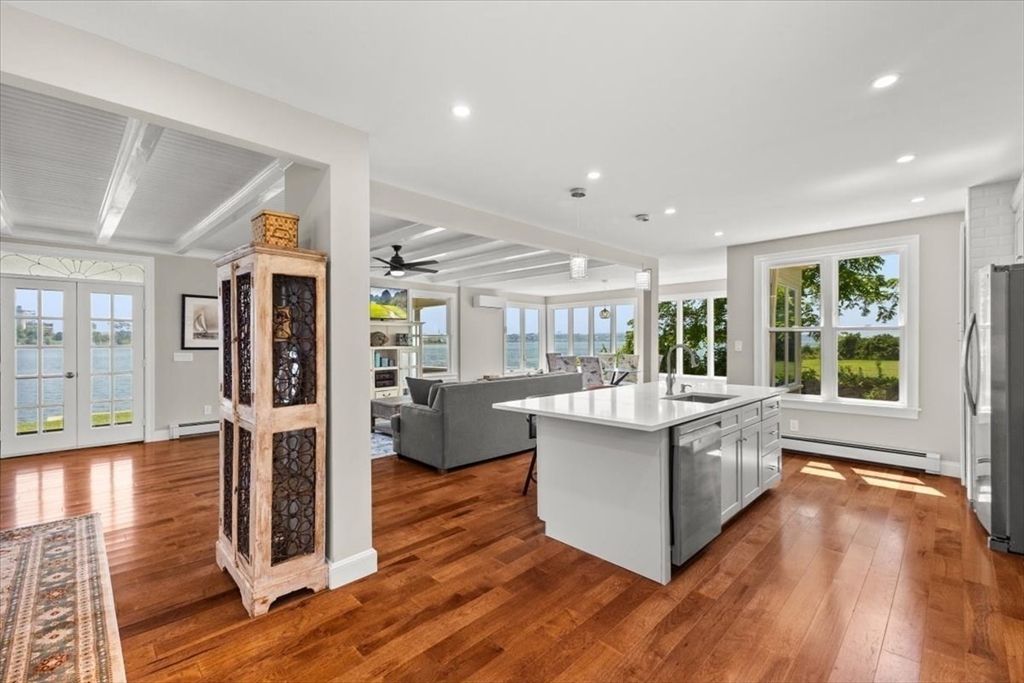 Interior, Kitchen, Living room, Recessed Lighting, Water, Wood Texture Flooring