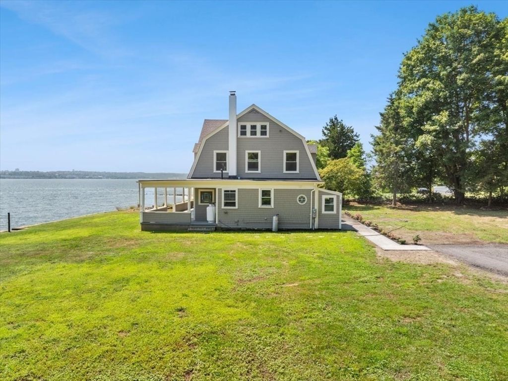 Backyard, Exterior, Water