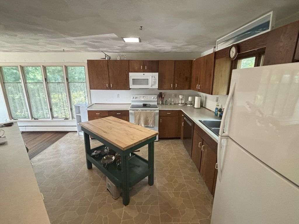 Interior, Kitchen, Wood Texture Flooring