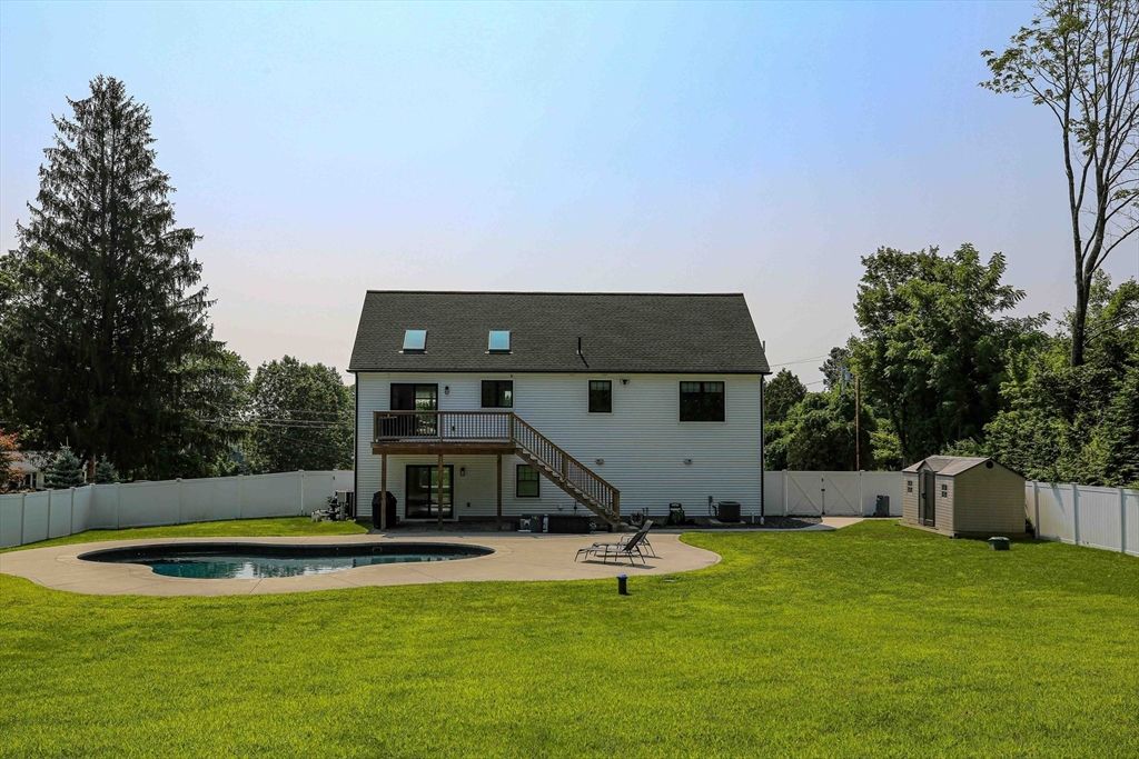 Backyard, Exterior, Pool