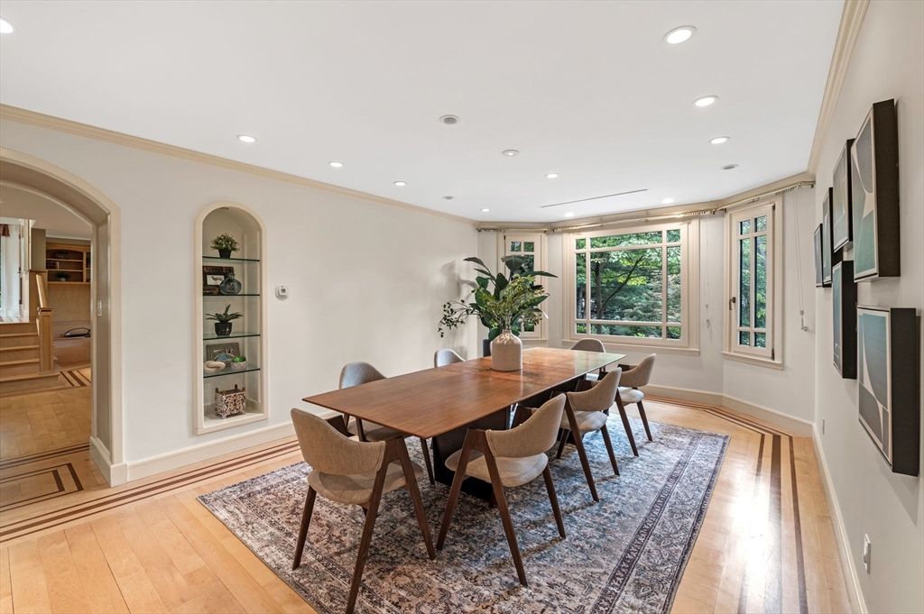 Dining room, Interior, Recessed Lighting, Wood Texture Flooring