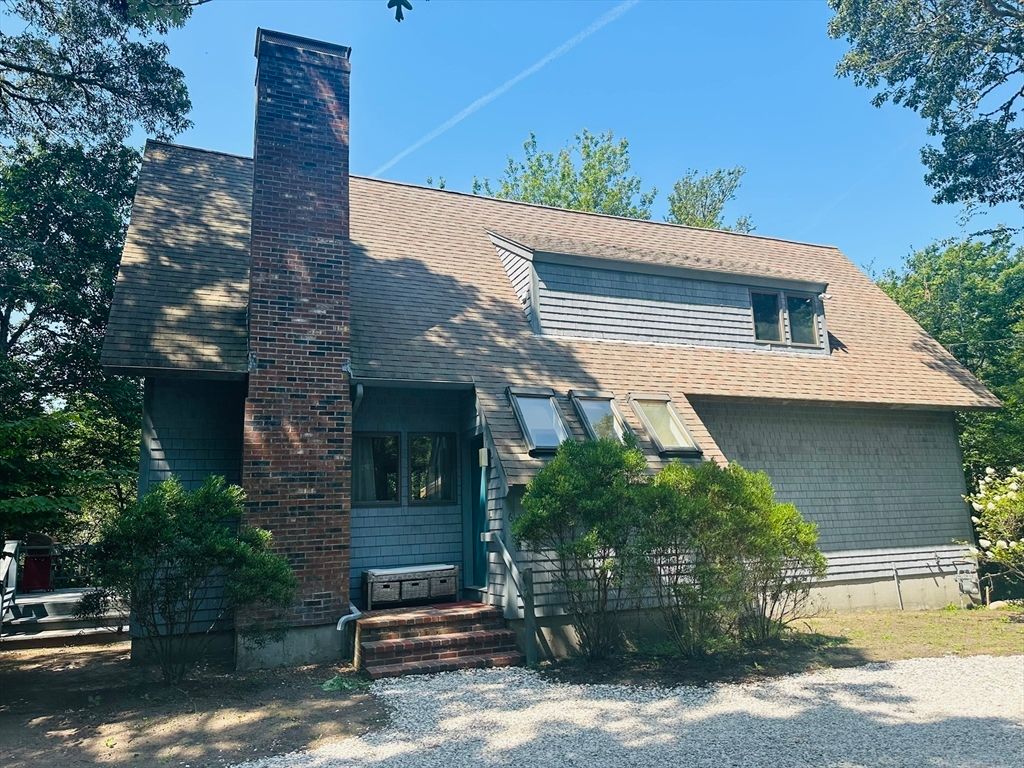 Exterior, Facade, Brick Facade, Cape Cod