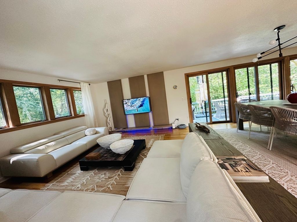 Dining room, Interior, Living room, Wood Texture Flooring