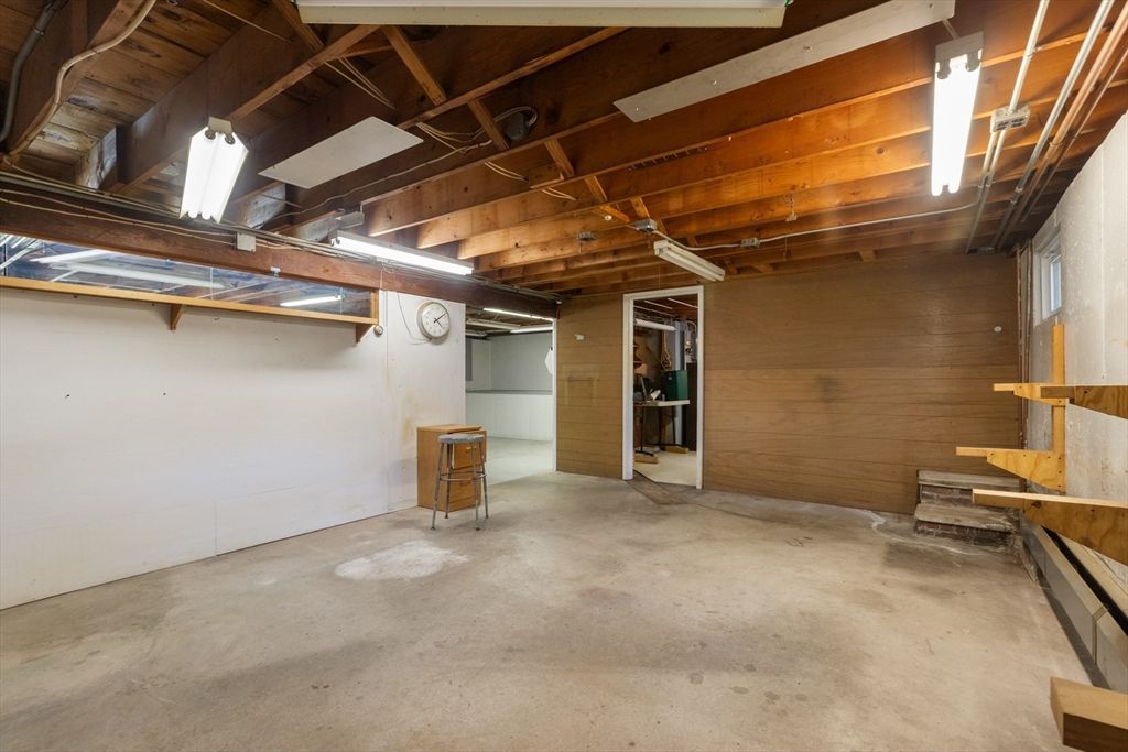 Empty room, Interior, Wooden Beams, Wooden Ceilings, Wooden Walls