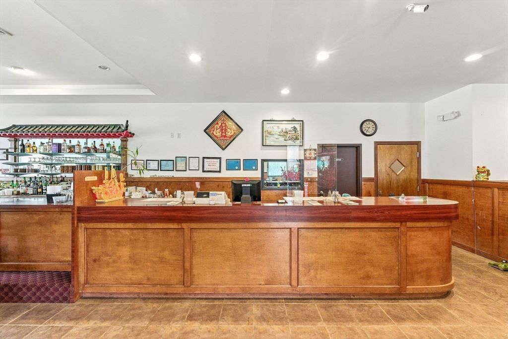 Interior, Recessed Lighting