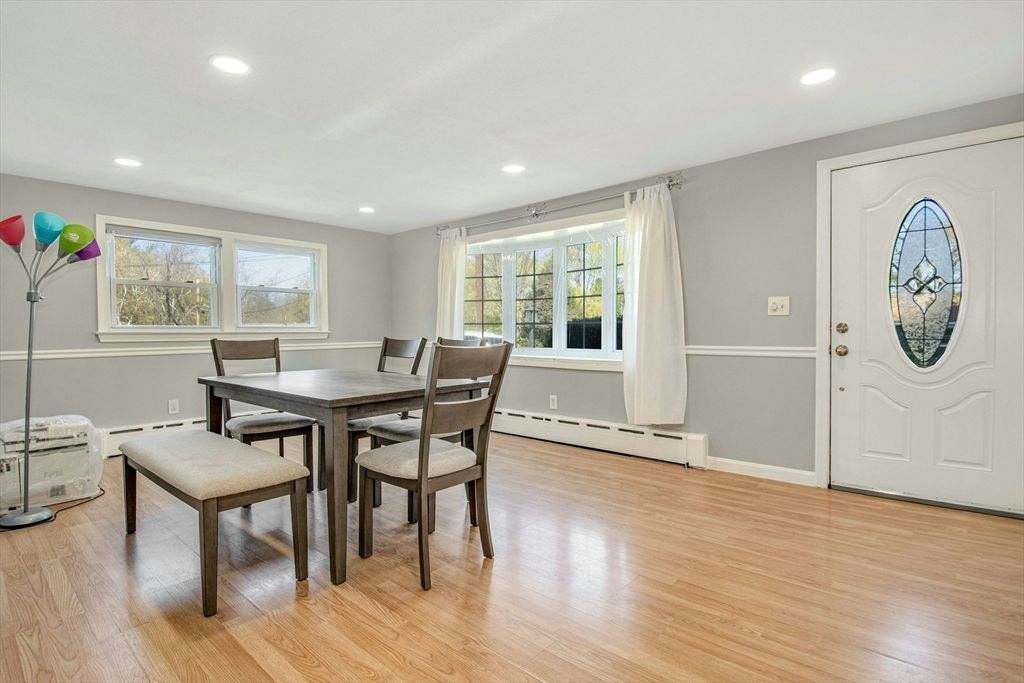 Dining room, Interior, Recessed Lighting, Wood Texture Flooring