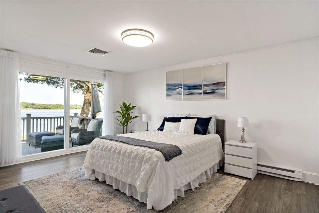 Bedroom, Interior, Water, Wood Texture Flooring