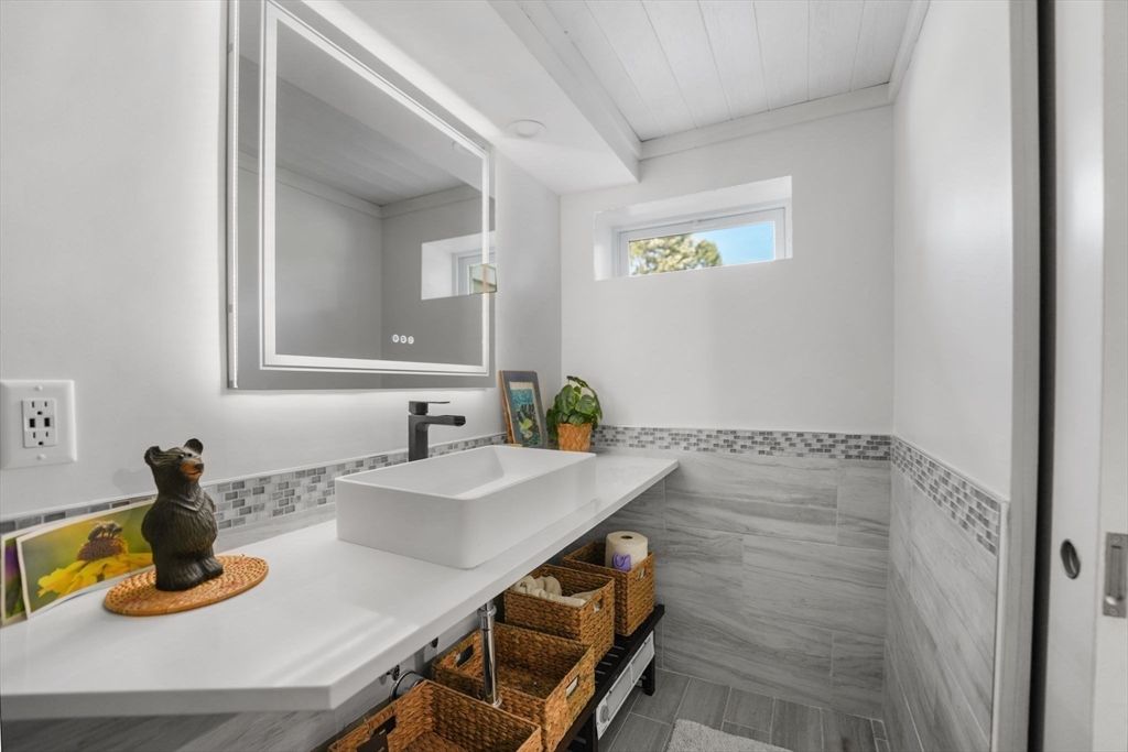 Bathroom, Interior, Wood Texture Flooring