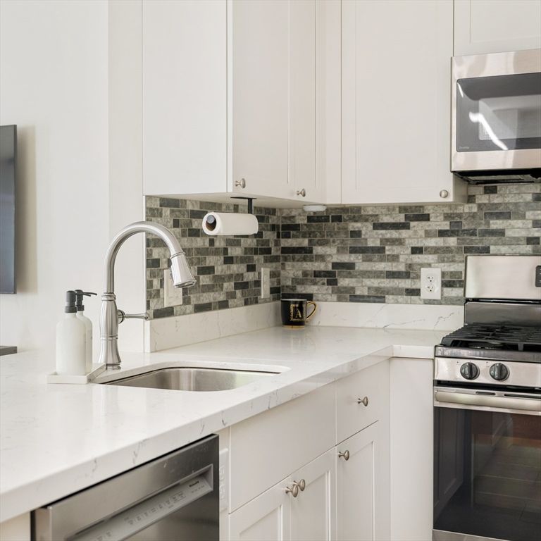 Interior, Kitchen, Stainless Steel Appliances