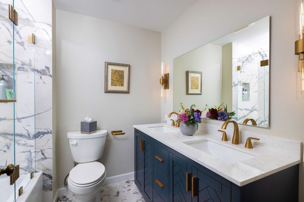 Bathroom, Dual Sink Vanities, Interior, Marble, Marble Walls