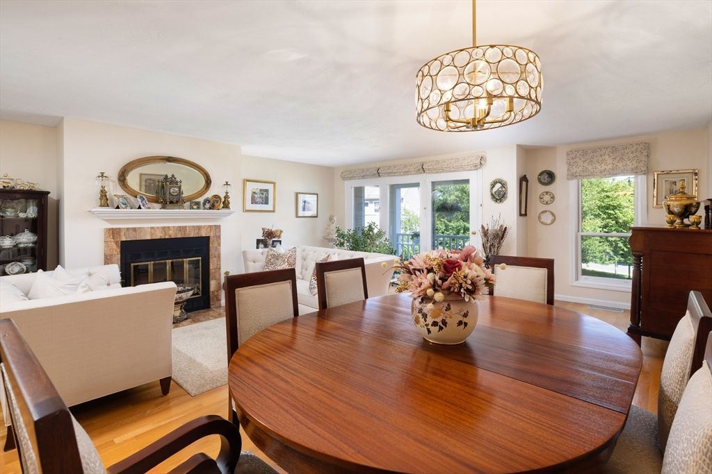 Chandelier, Dining room, Fireplace, Interior, Living room, Pendant Lights, Wood Texture Flooring