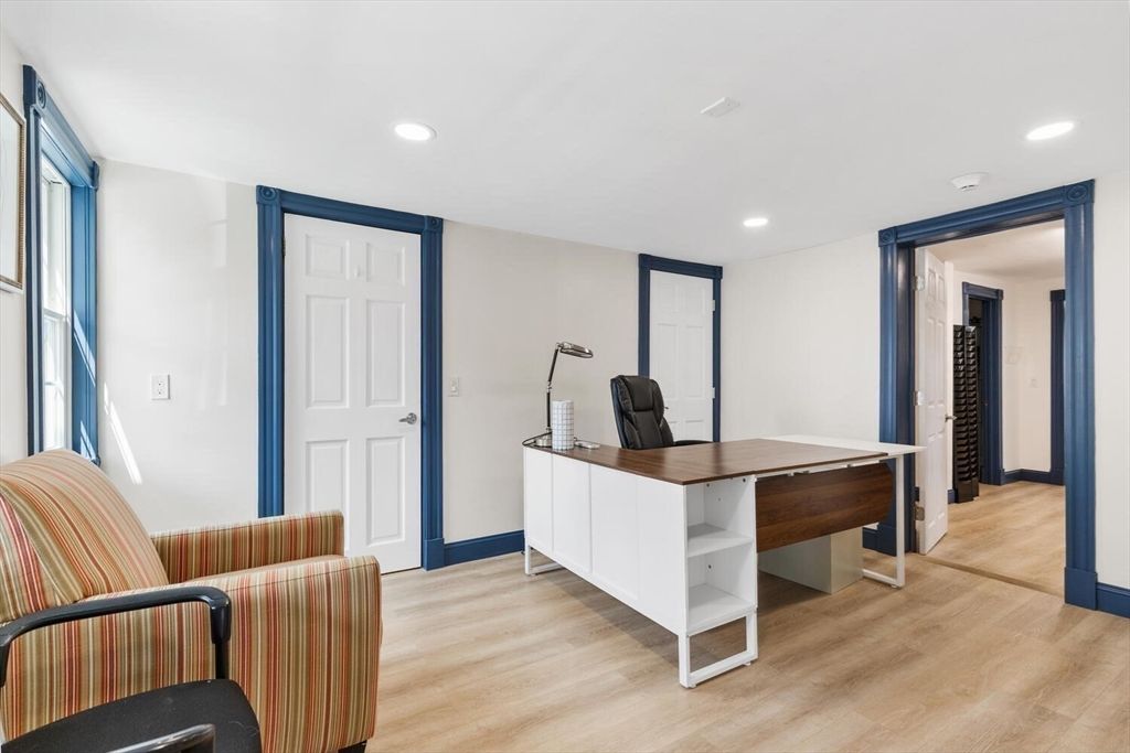 Home Office, Interior, Recessed Lighting, Wood Texture Flooring