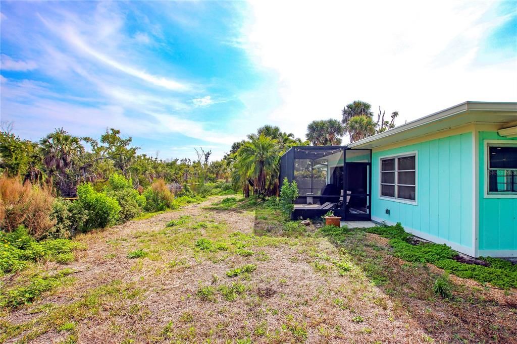 Backyard, Exterior