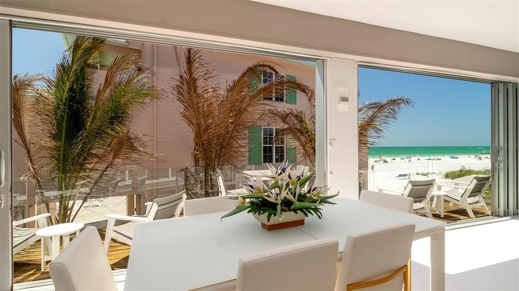 Dining room, Interior, Water