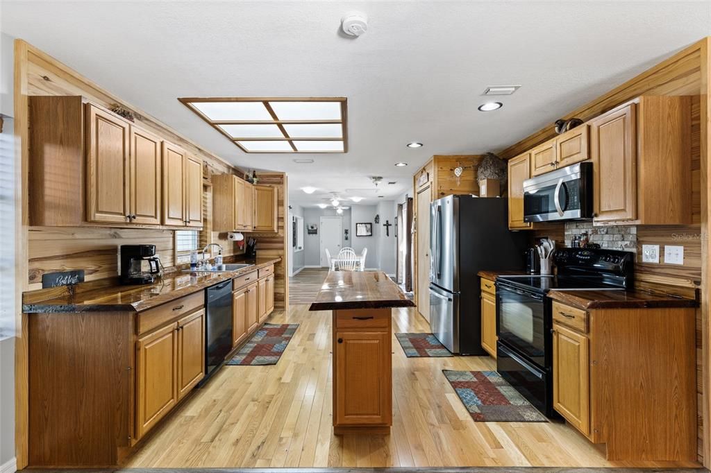 Interior, Kitchen, Recessed Lighting, Wood Texture Flooring