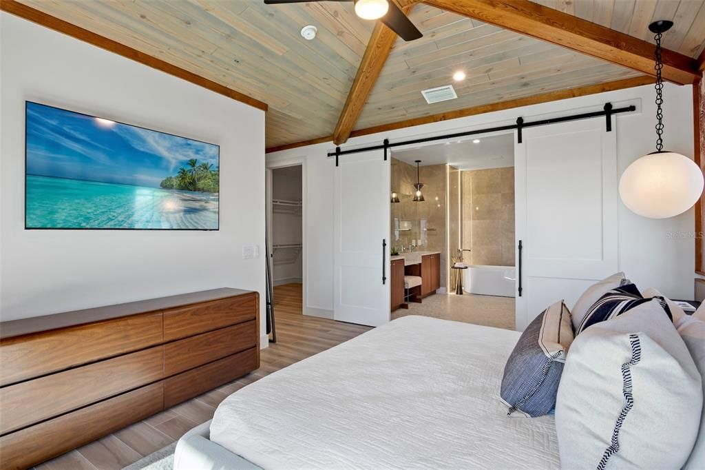 Bathroom, Bedroom, Interior, Pendant Lights, Recessed Lighting, Wooden Beams, Wooden Ceilings, Wood Texture Flooring