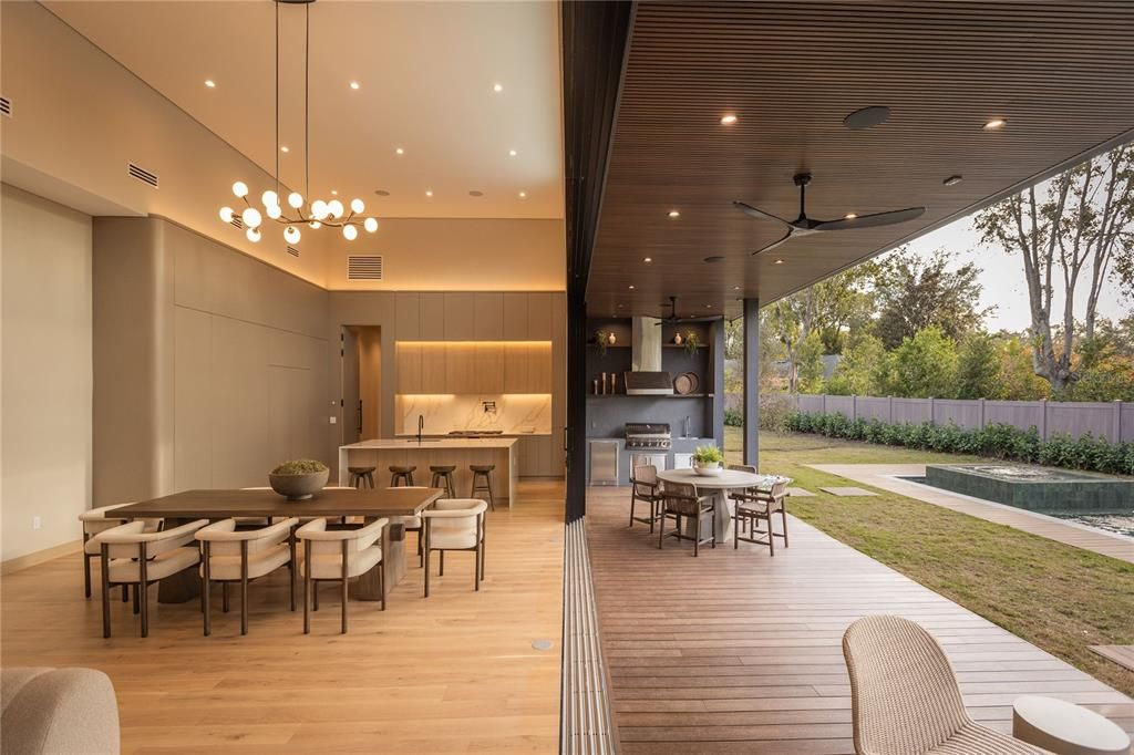 Exterior, Pendant Lights, Pool, Recessed Lighting