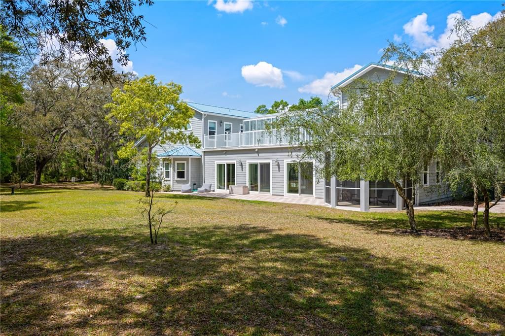 Backyard, Exterior