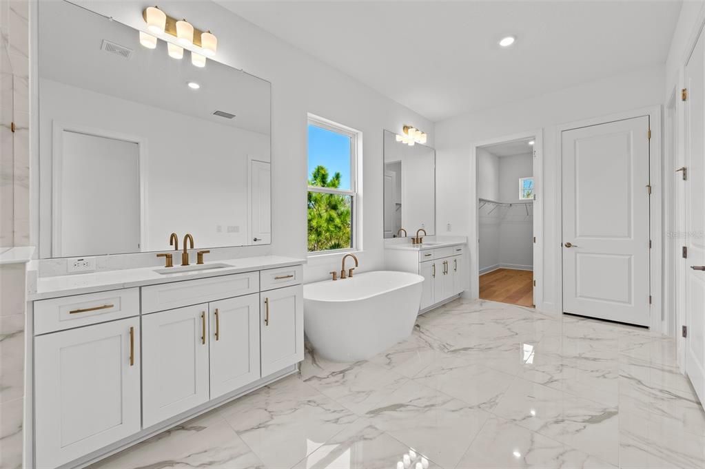 Bathroom, Dual Sink Vanities, Free Standing Baths, Interior, Marble, Recessed Lighting