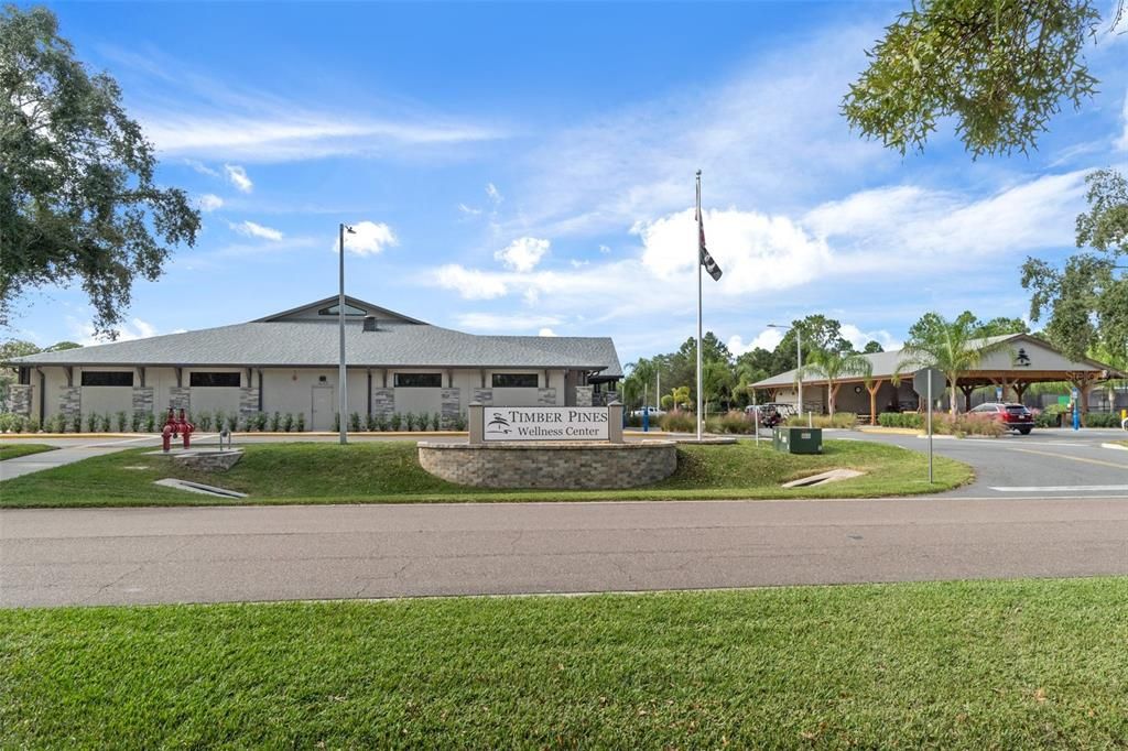 Exterior, Facade, Ranch