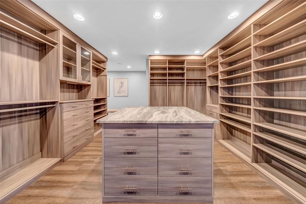 Interior, Recessed Lighting, Walk-in Closets, Wood Texture Flooring