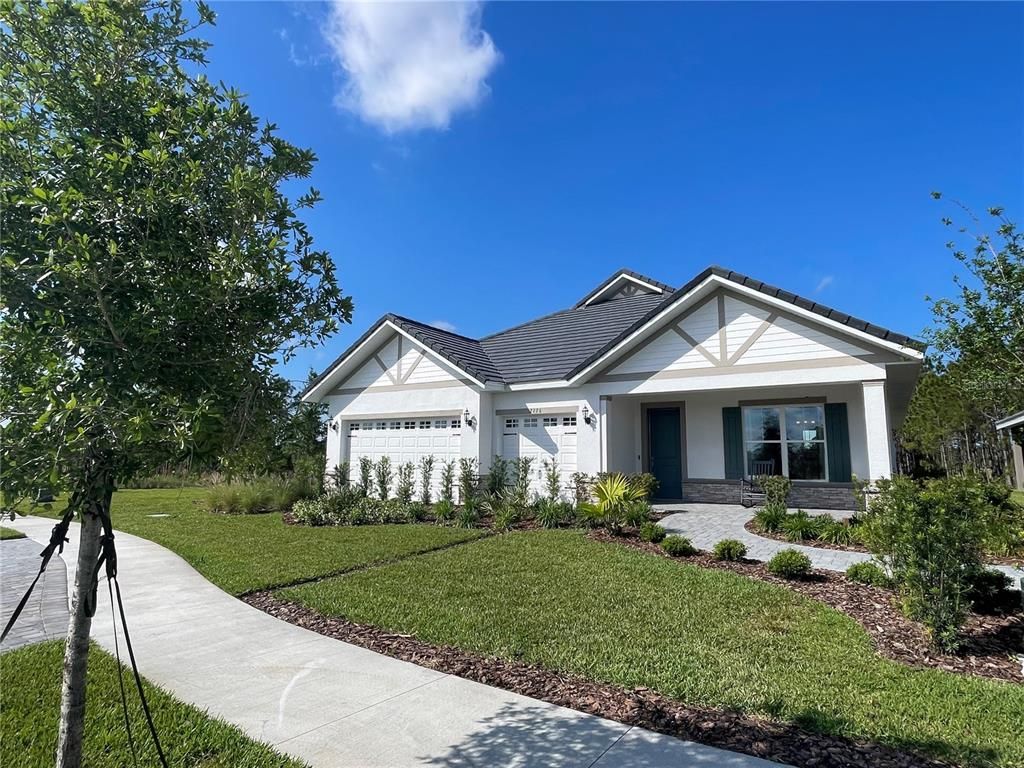 Attached, Exterior, Facade, Ranch