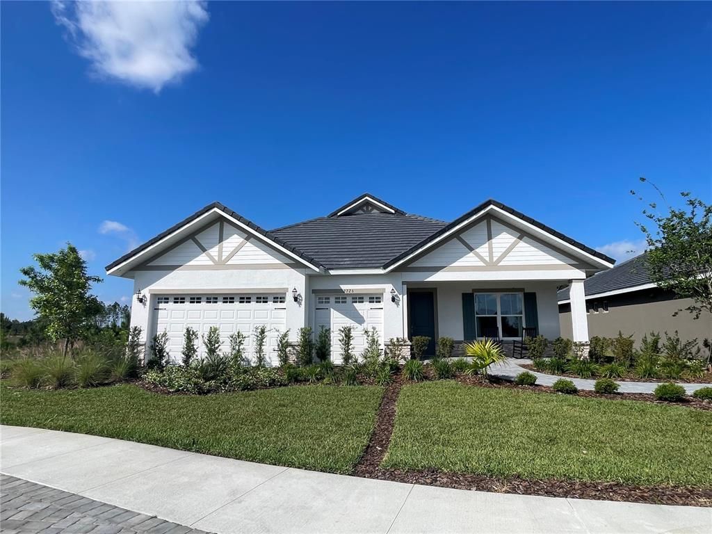 Attached, Exterior, Facade, Ranch