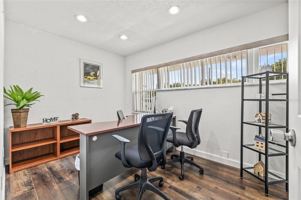Home Office, Interior, Recessed Lighting, Wood Texture Flooring