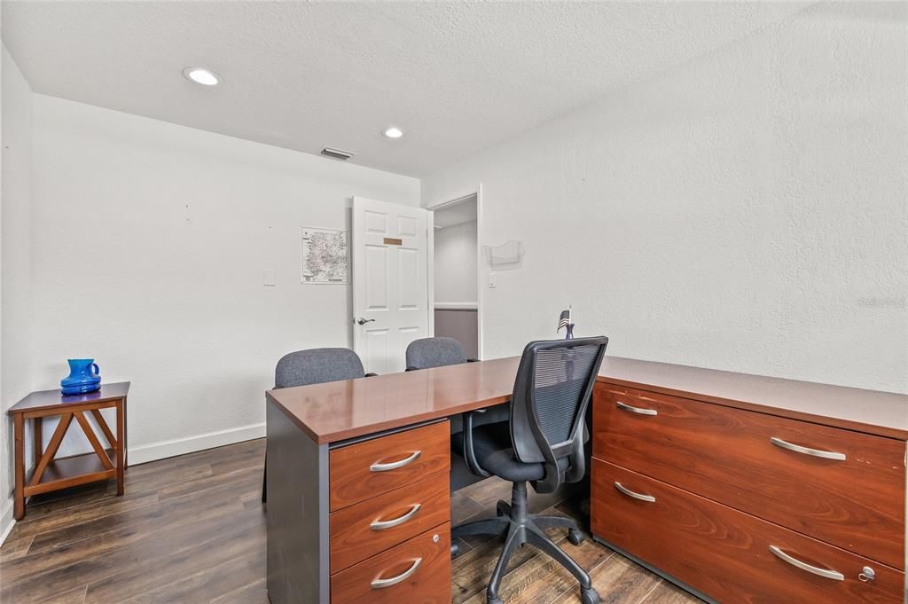 Home Office, Interior, Recessed Lighting, Wood Texture Flooring