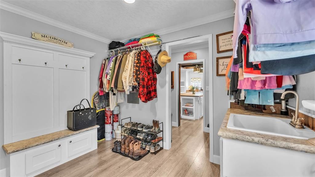 Interior, Recessed Lighting, Walk-in Closets, Wood Texture Flooring