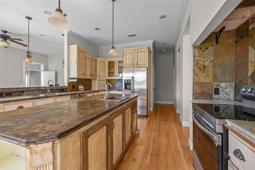 Interior, Kitchen, Pendant Lights, Recessed Lighting, Wood Texture Flooring