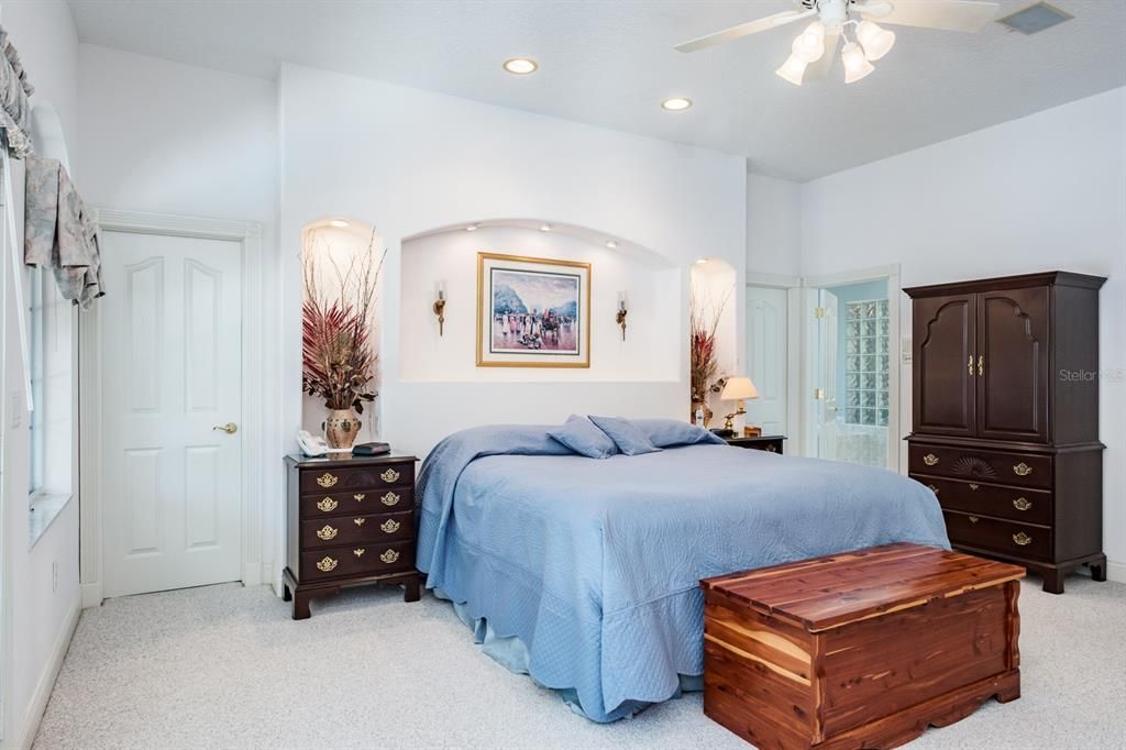 Bedroom, Interior, Recessed Lighting