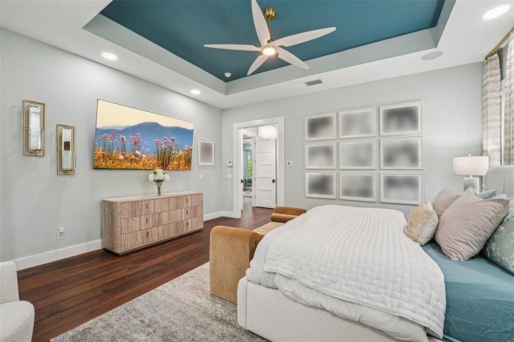 Bedroom, Interior, Recessed Lighting, Wood Texture Flooring