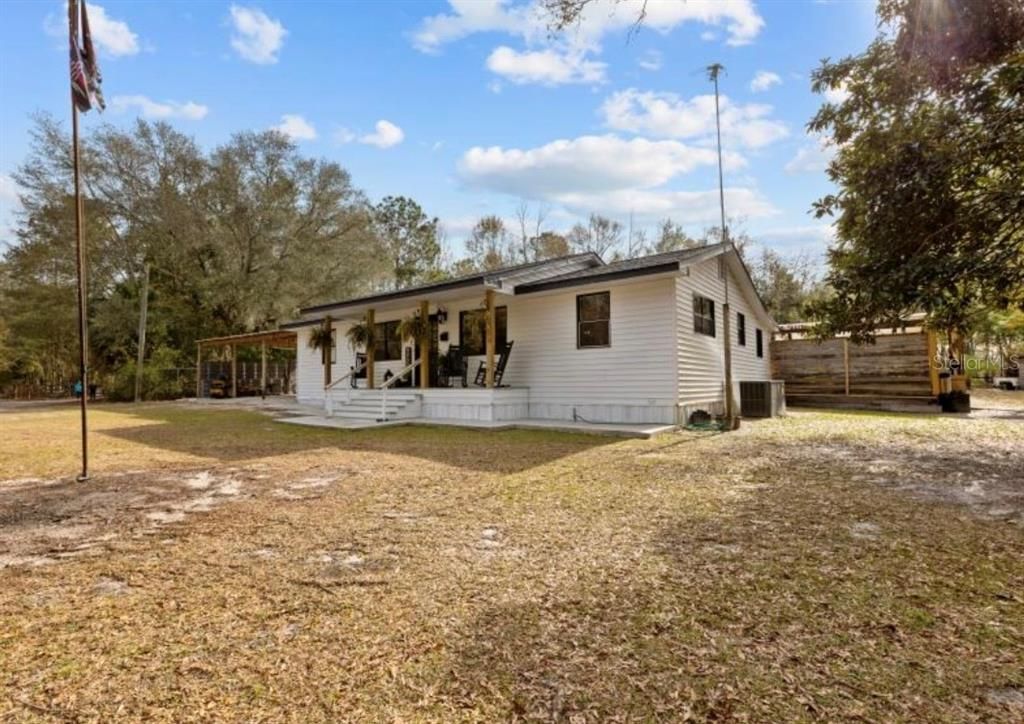 Backyard, Exterior