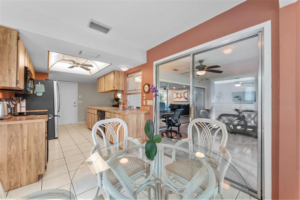 Dining room, Interior, Kitchen