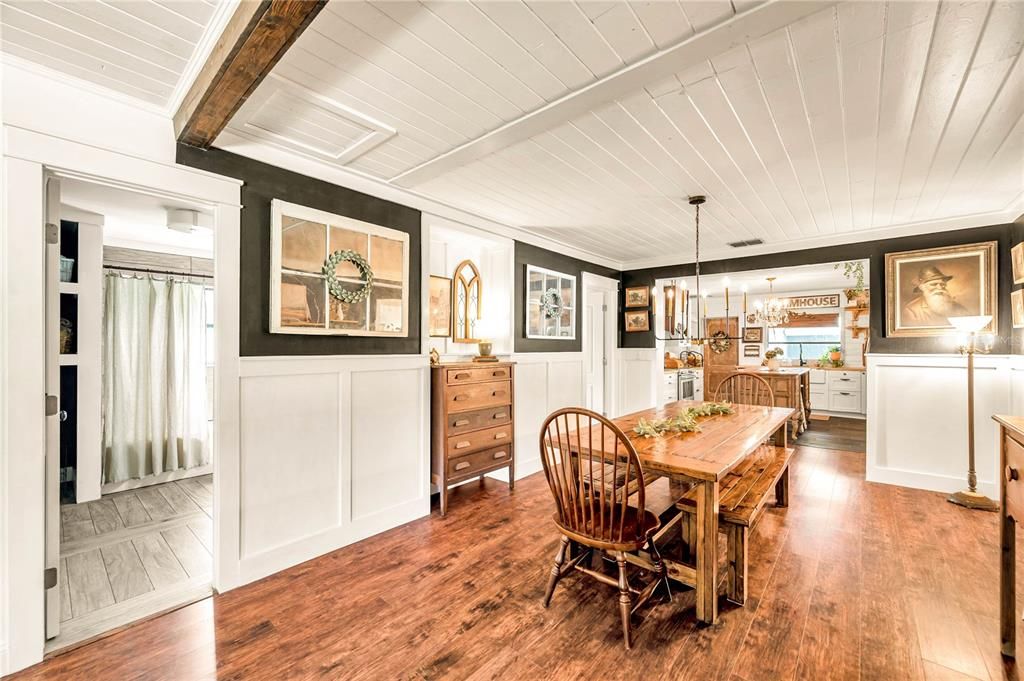Chandelier, Dining room, Interior, Pendant Lights, Wood Texture Flooring