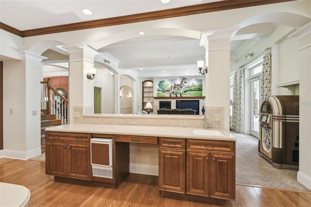 Bathroom, Interior, Recessed Lighting, Wood Texture Flooring