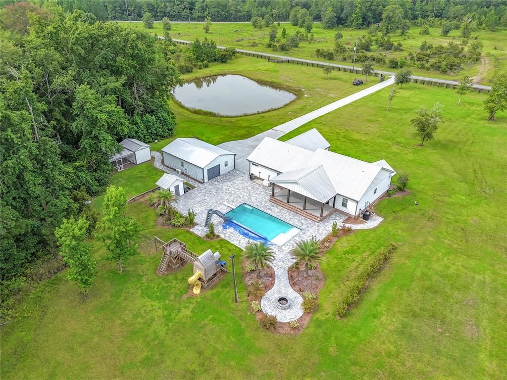 Exterior, Drone