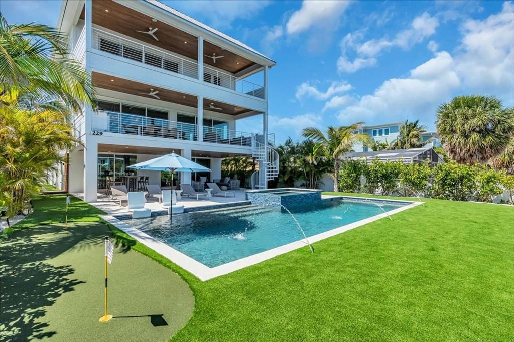 Backyard, Exterior, Pool