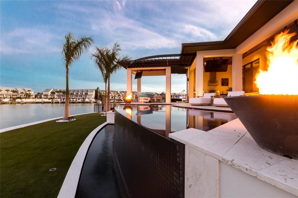 Exterior, Outdoor Kitchen, Pool, Water