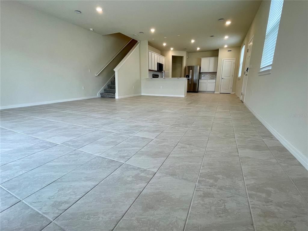 Empty room, Interior, Kitchen, Recessed Lighting