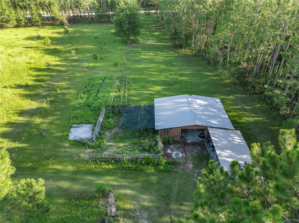 Exterior, Drone