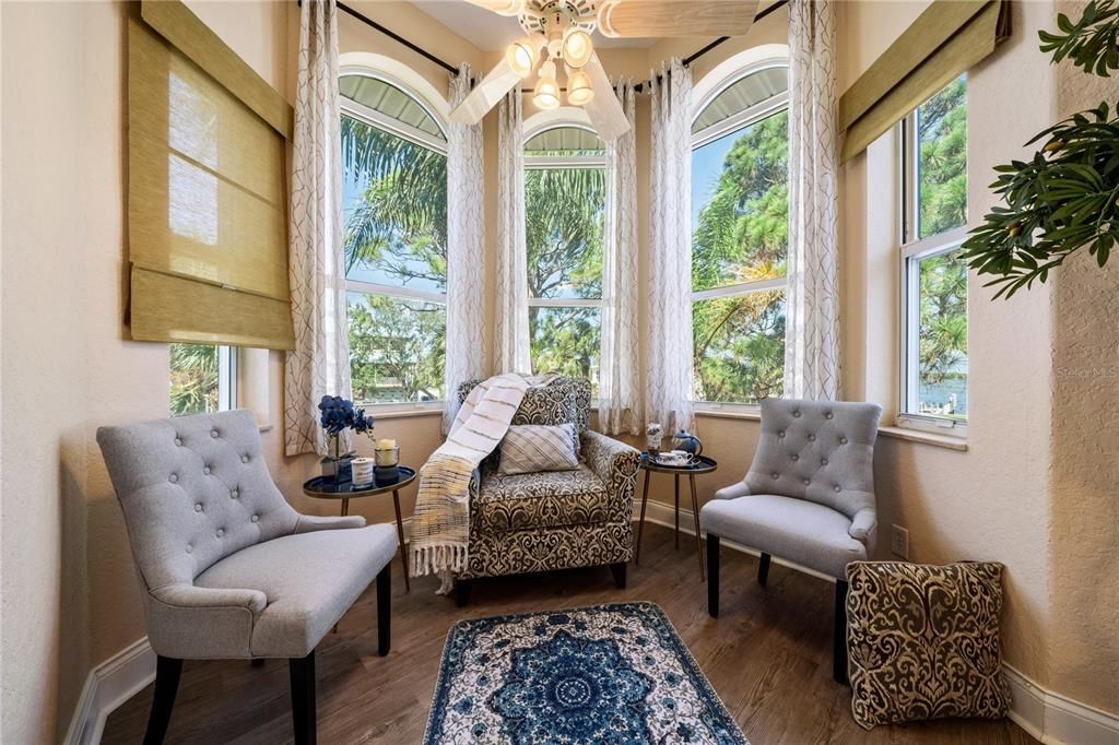 Chandelier, Interior, Wood Texture Flooring