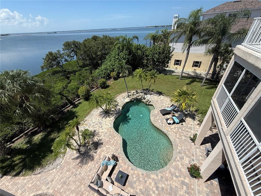 Exterior, Pool, Water